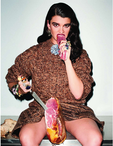 Illustration for article titled French Vogue Puts Crystal Renn And Uncle Terry In A Food-Filled Room